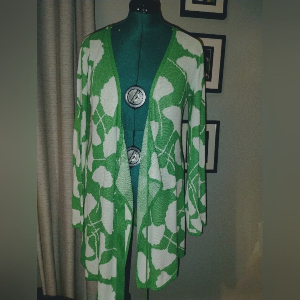 DVF V-Neck Ginkgo Leaf White & Green Long-Sleeve Wrap Sweater, Sz S NWT - Picture 10 of 16